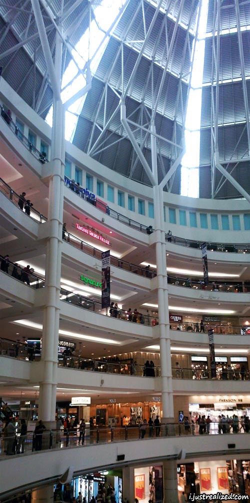 Suria Kuala Lumpur City Center interior Suria Kuala Lumpur City Center interior